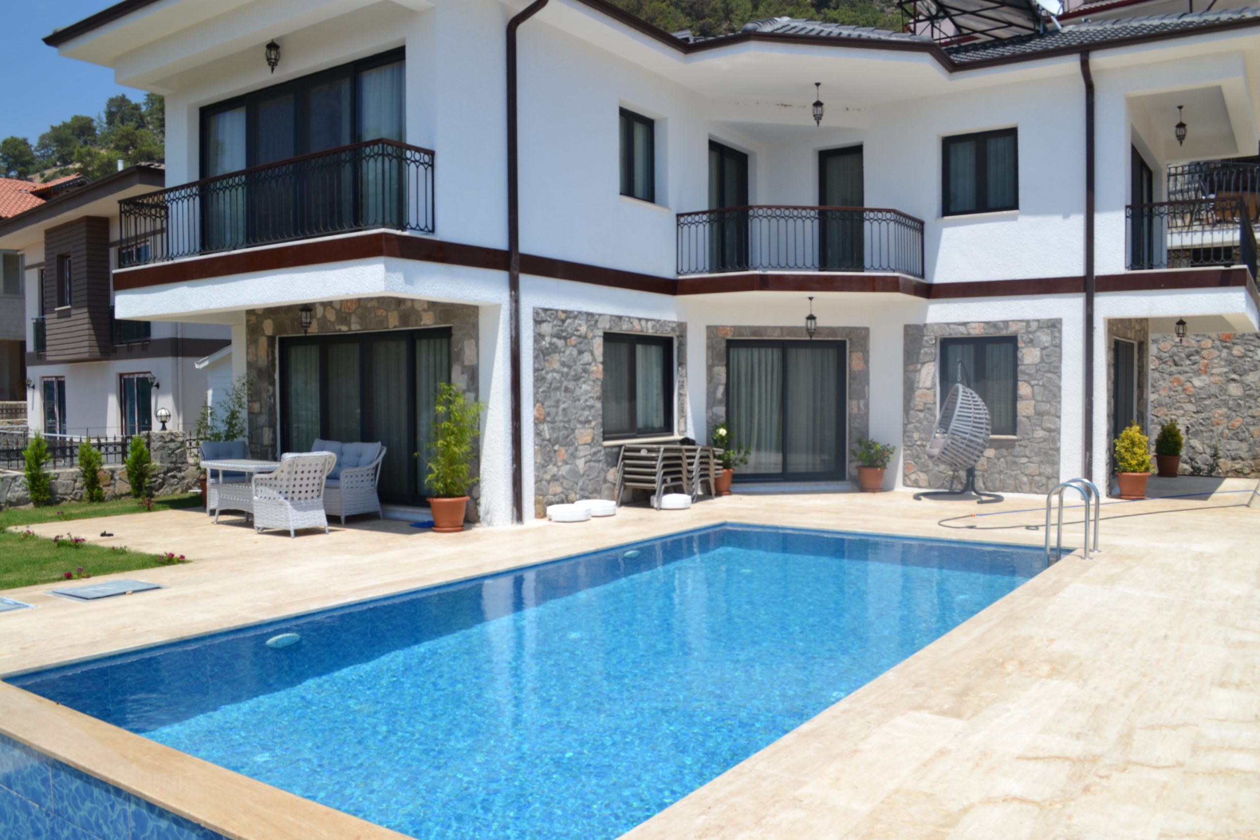 Çakallık Mevkii Villamız